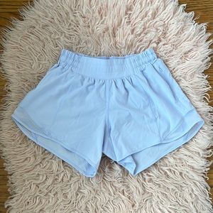Lululemon size 4, 4 inch Hotty hot shorts